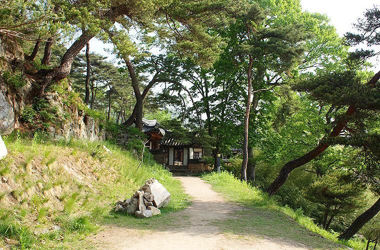 Okyeon Jeongsa Bed & Breakfast Andong Exterior photo